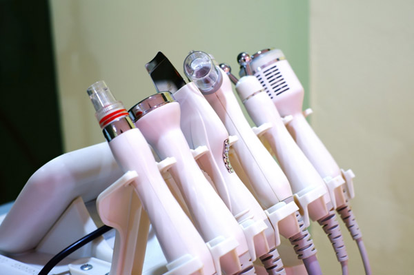What Makes Medical Grade Facials Different From Spa Treatments?